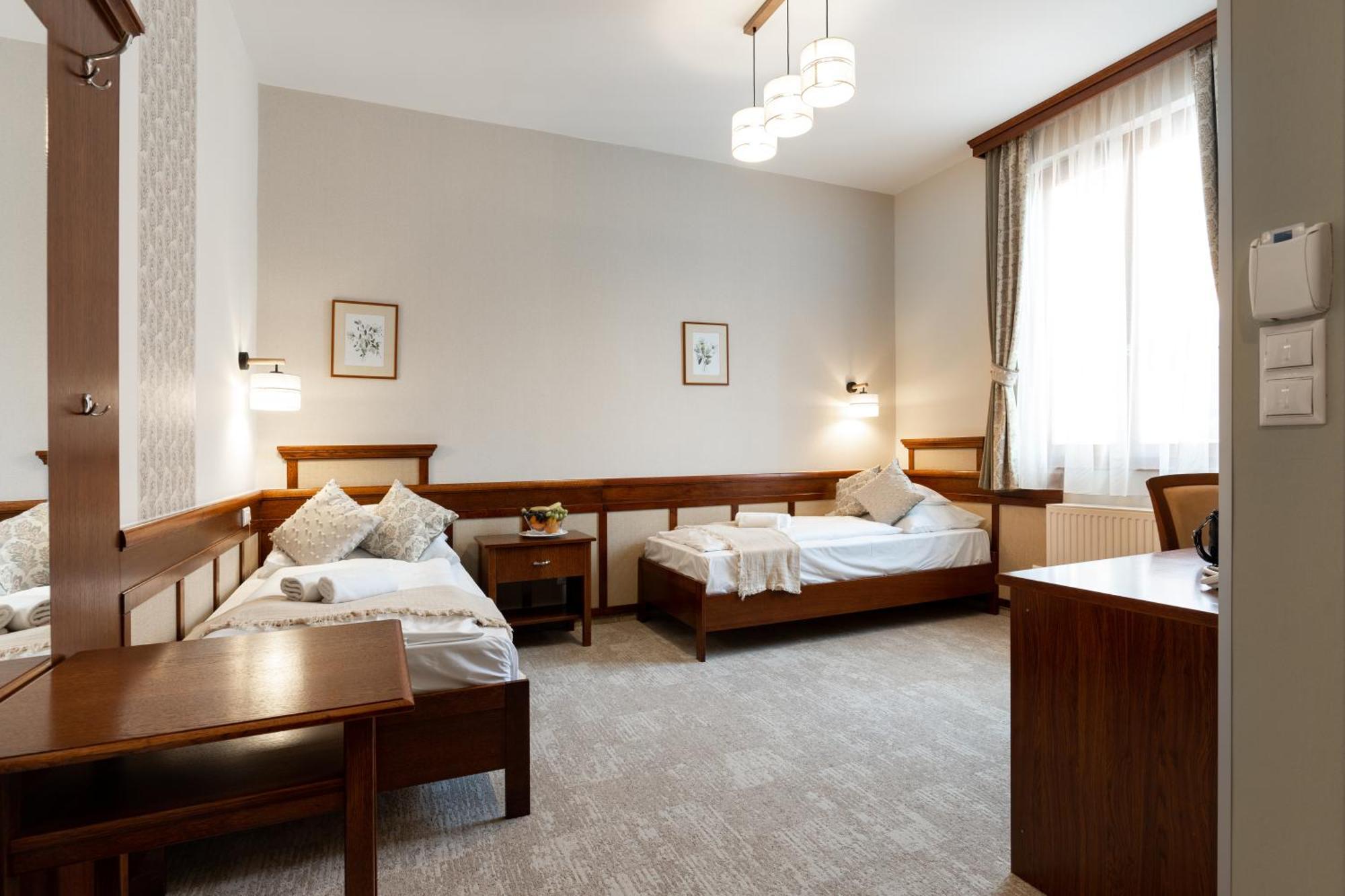 Hotel Kardosfa